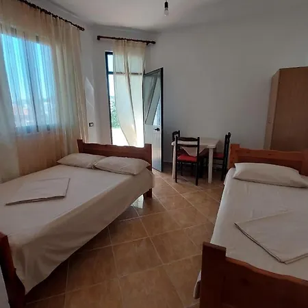 Flamuri Apartment Golem (Tirana)