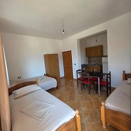 Flamuri Apartment *