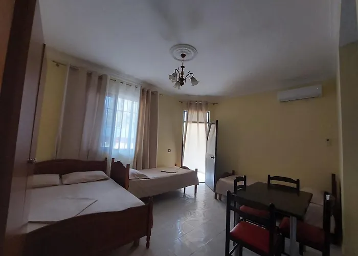 Flamuri * Golem (Tirana)